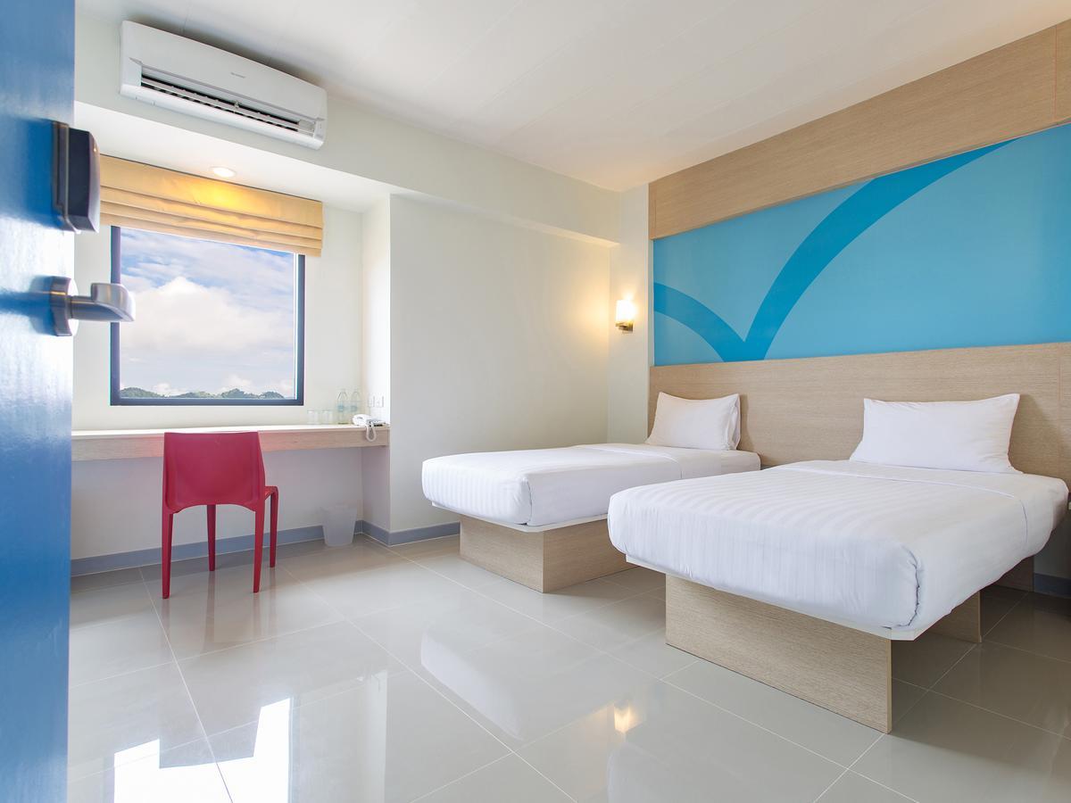 Hop Inn Lampang City Center Eksteriør billede