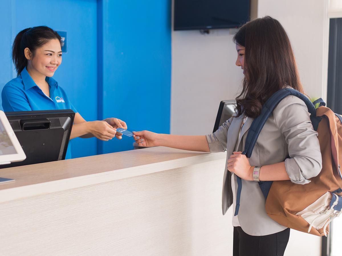 Hop Inn Lampang City Center Eksteriør billede